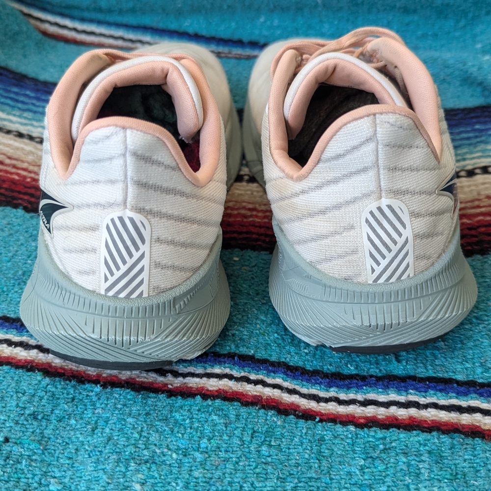 Altra Women's Fwd Experience Running Shoes White Pink And Blue - Picture 3 of 11